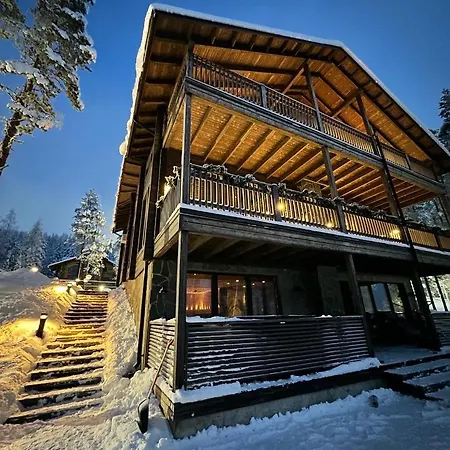 Grand Hideout Levi Βίλα